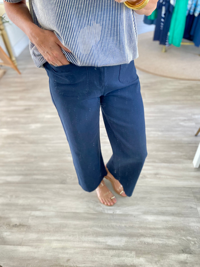 Front Pocket Wide Leg Cropped Pants