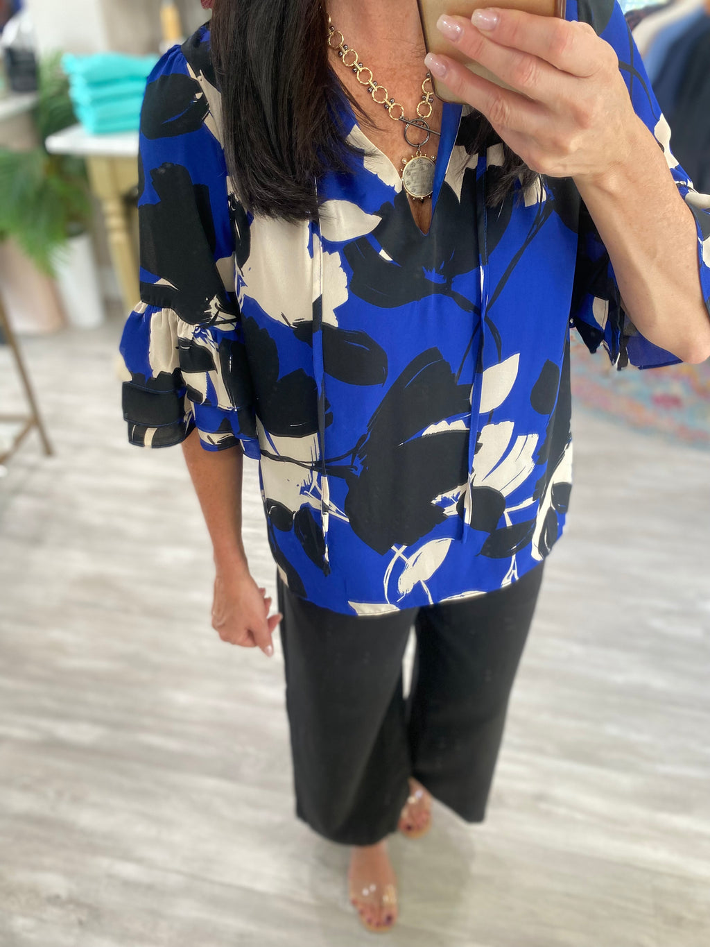 Floral Split Neck Ruffle Blouse