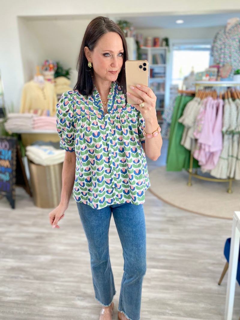 Floral Print Scallop Trim Top