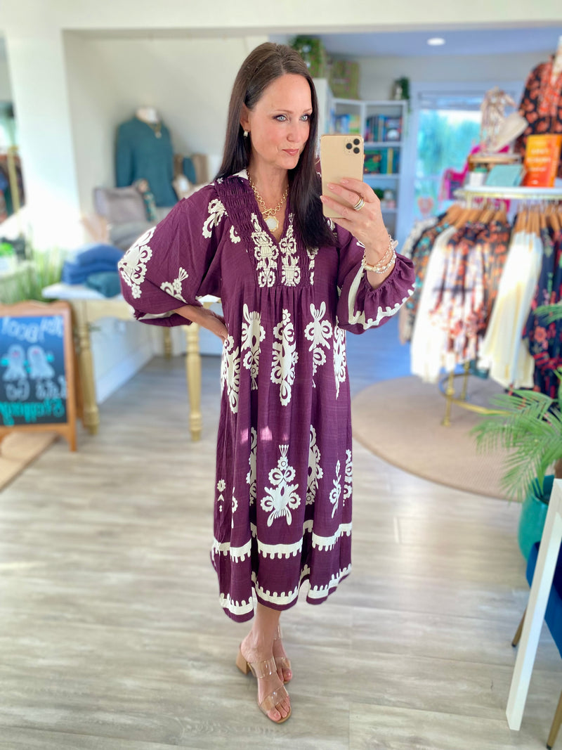Border Print V Neck Midi Dress