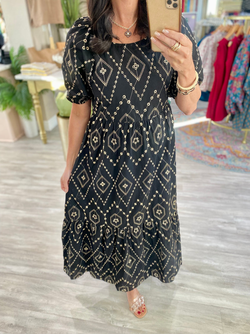 Embroidered Short Sleeve Midi Dress