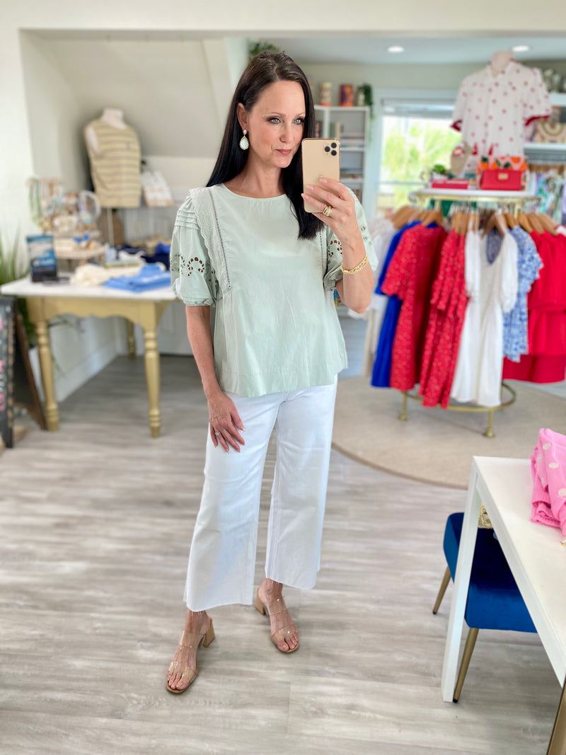 Embroidered Lace Puff Sleeve Top