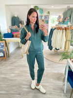 Scuba Half Zip Sweatshirts & Joggers Set