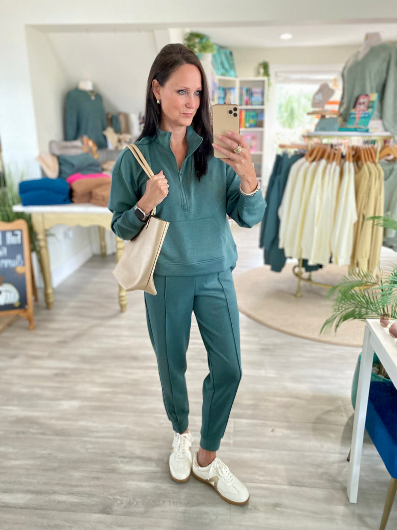 Scuba Half Zip Sweatshirts & Joggers Set