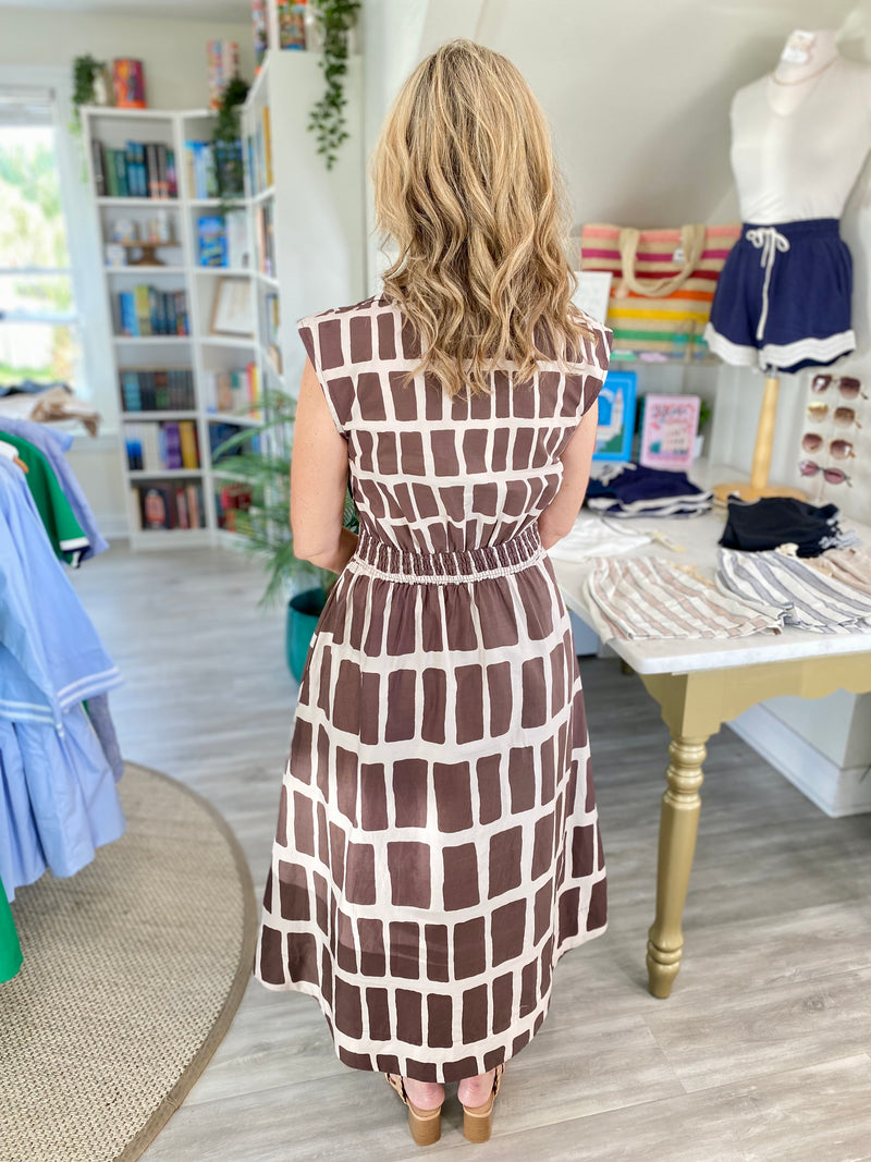 Two Tone Geometric Smocked Waist Sleeveless Midi Dress