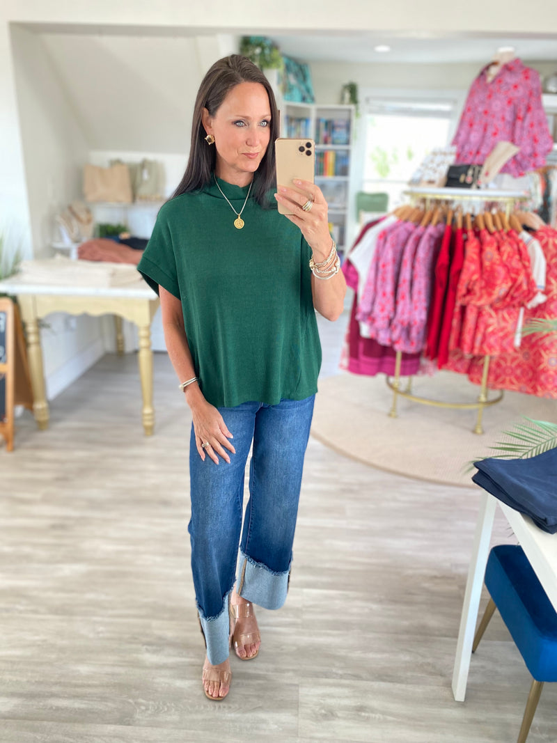 Short Sleeve Mock Neck Knit Top
