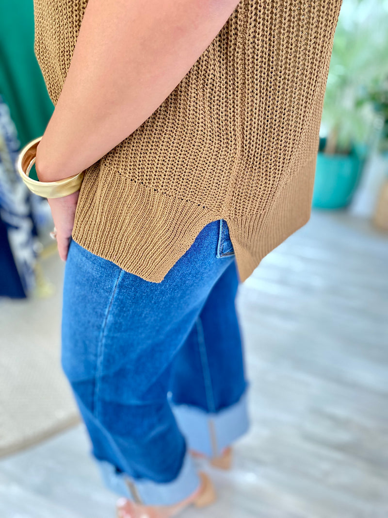 Short Sleeve Crew Neck Sweater