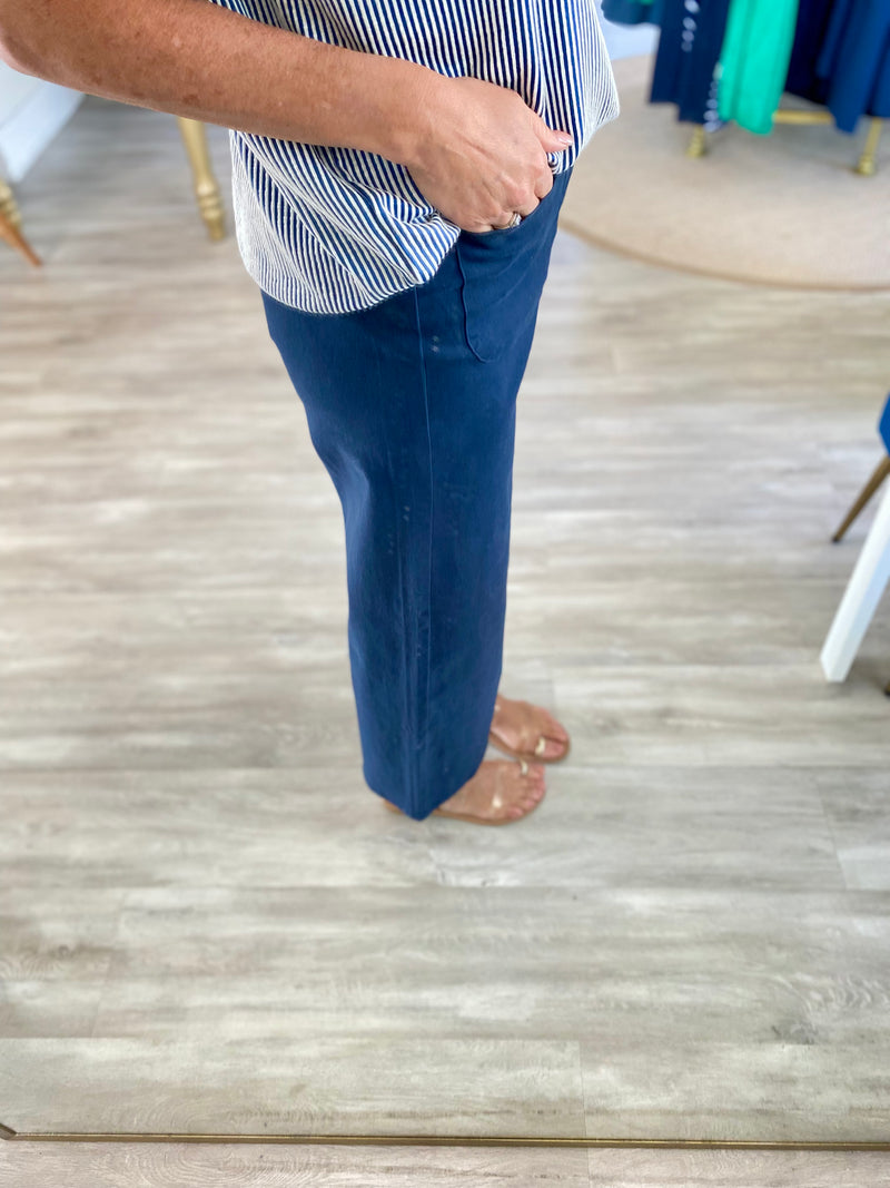 Front Pocket Wide Leg Cropped Pants
