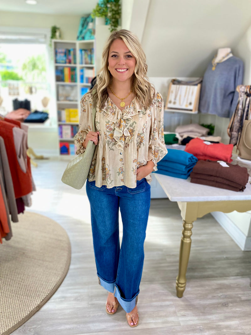 Floral Ruffle Neck Pleated Blouse