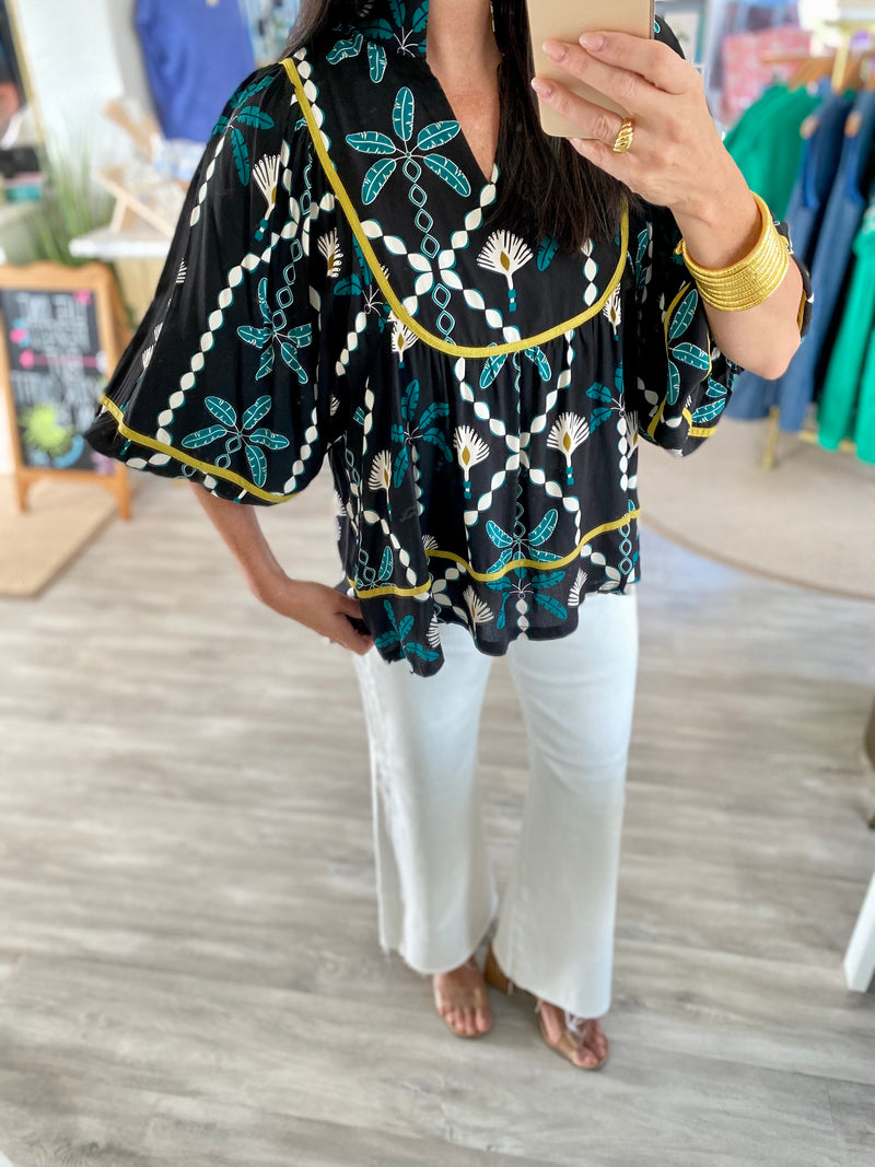 Abstract Honeycomb Print Top