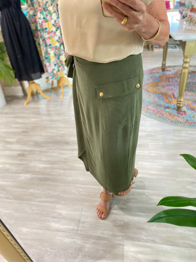 Linen Blend Cargo Wrap Skirt
